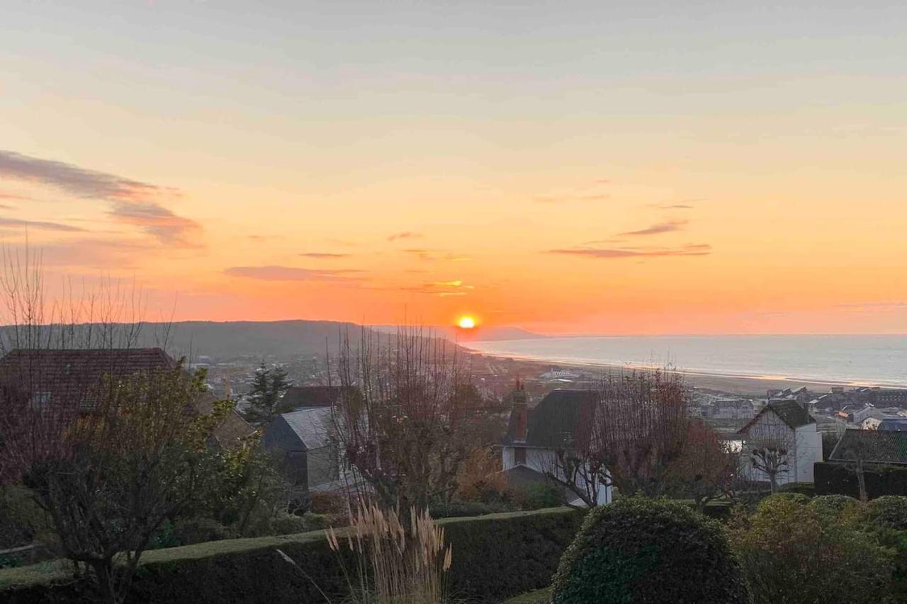 Appartement Avec Terrasse Vue Mer Trouville Sur Mer Екстериор снимка
